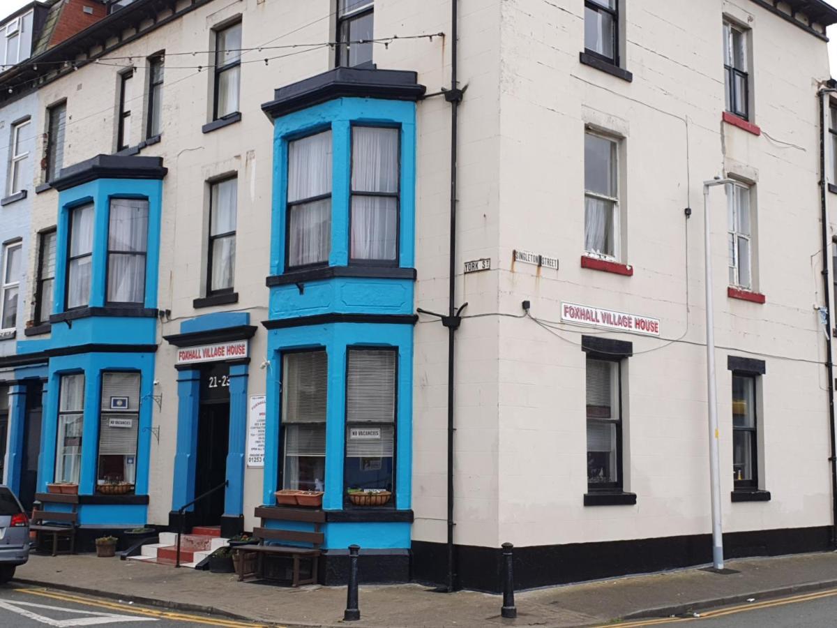Foxhall Village Guest House - Blackpool, Blackpool